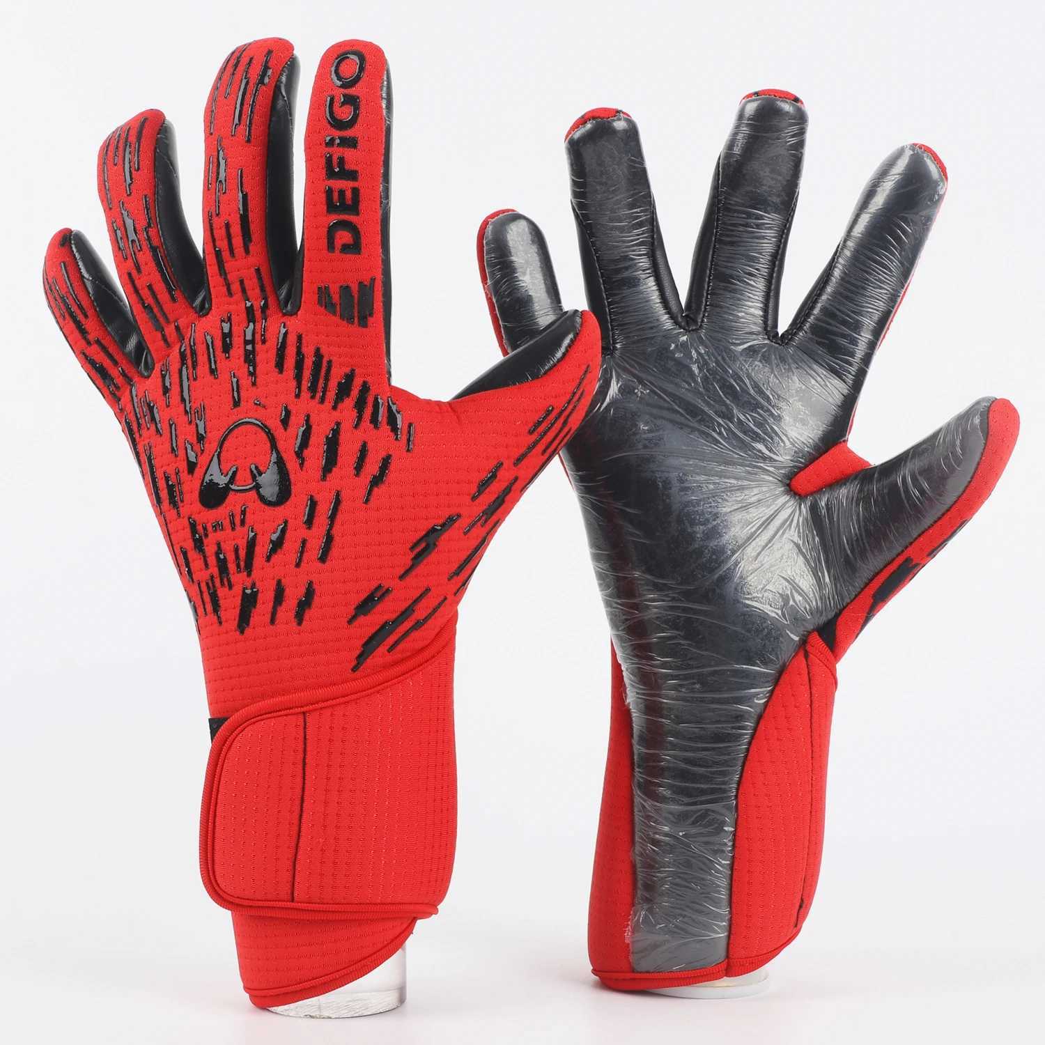 Thick latex goalkeeper gloves for boys and girls professional football training goalkeeper anti slip goalkeeper glovesXJ250412