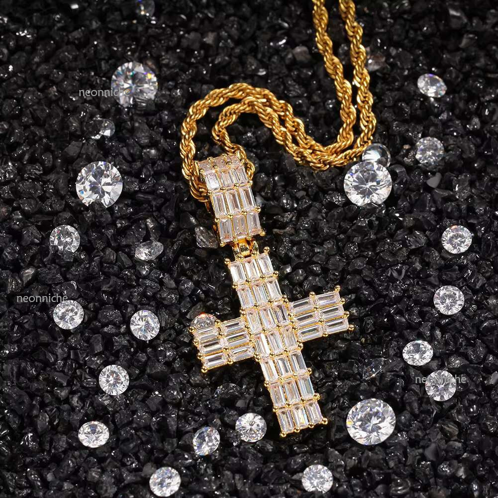 Top Quality Wholesale Iced Out Cross Necklace Custom Vvs1 Moissanite Pendant Hip Hop Cuban k Chain