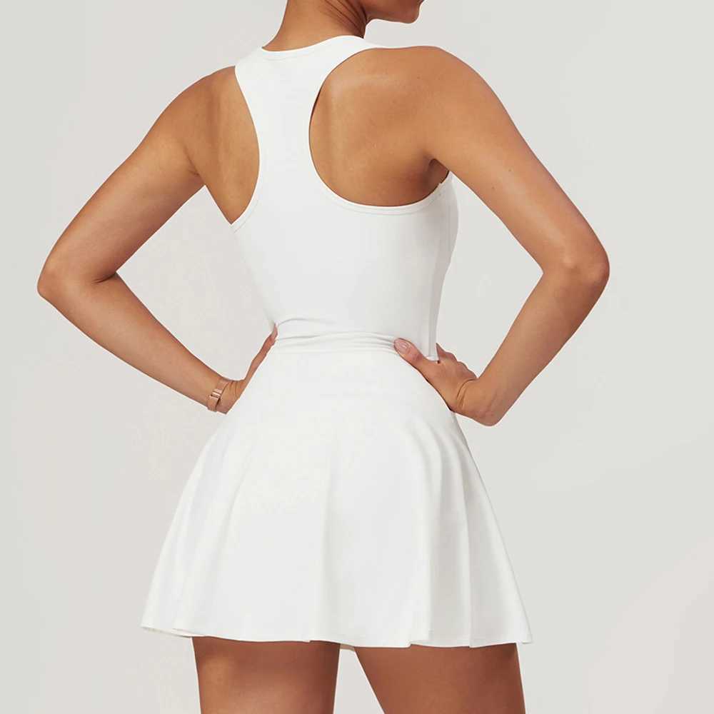 Zipper Yoga Jumpsuit Women Tracksuit Set Sport One Piece Sleeveless Short Skirts Female Fitness Gym Overall Workout Yoga Clothes J251112