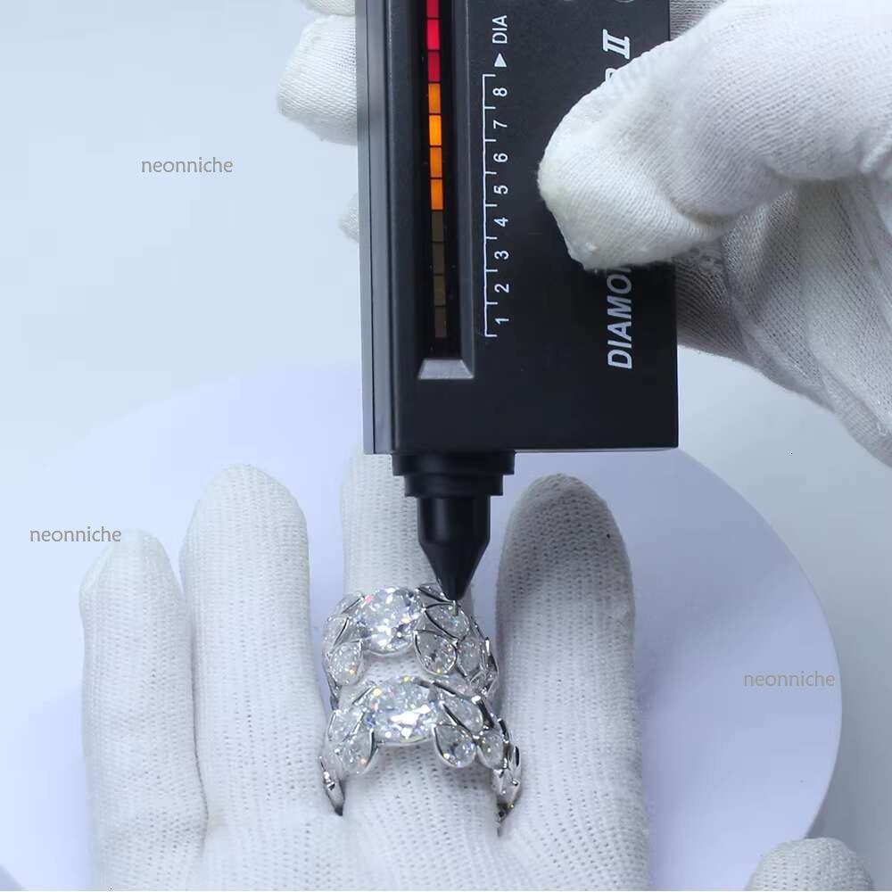 2024 Fashion Fine Custom VVS Mossanite Hip Hop Jewelry Sier Iced Out Dia Moissanite Ring for Mens Women Gifts