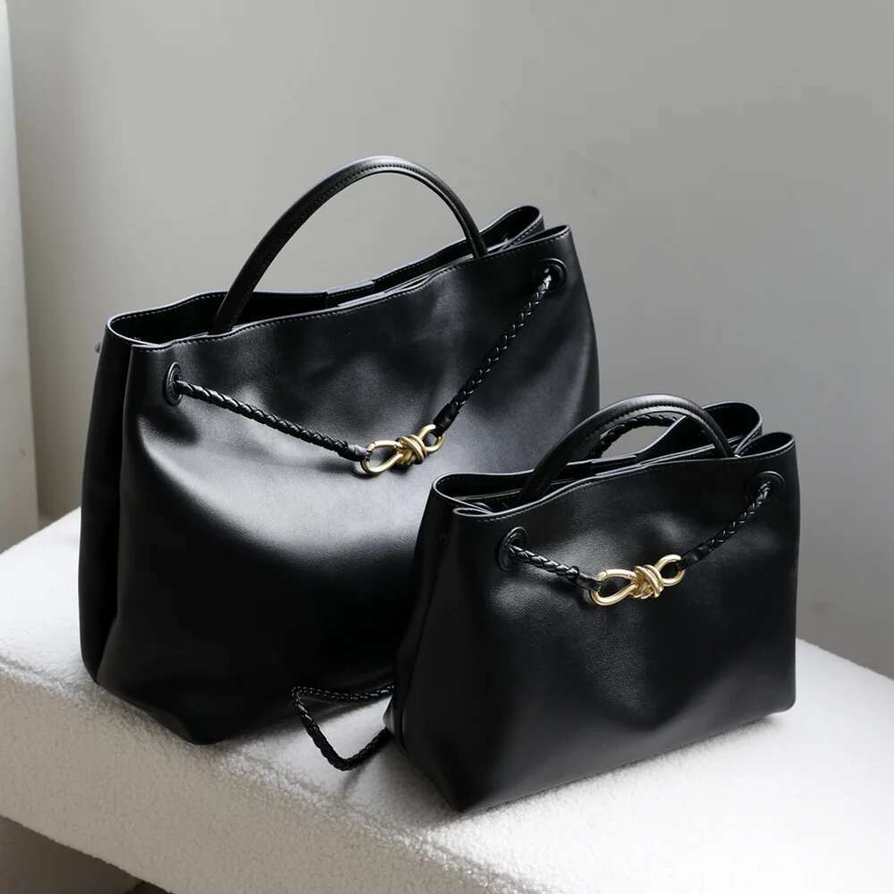Designer Bag Genuine Leather Tote Bag 2025 New Niche Design Neutral Minimalist Style Cowhide High-End Large Capacity Single-Shoulder Handbag