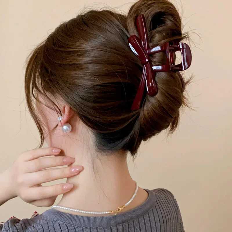 Vintage red black acrylic knot bow womens hair clip trend shark clip simple version head accessories wholesale Y2504012