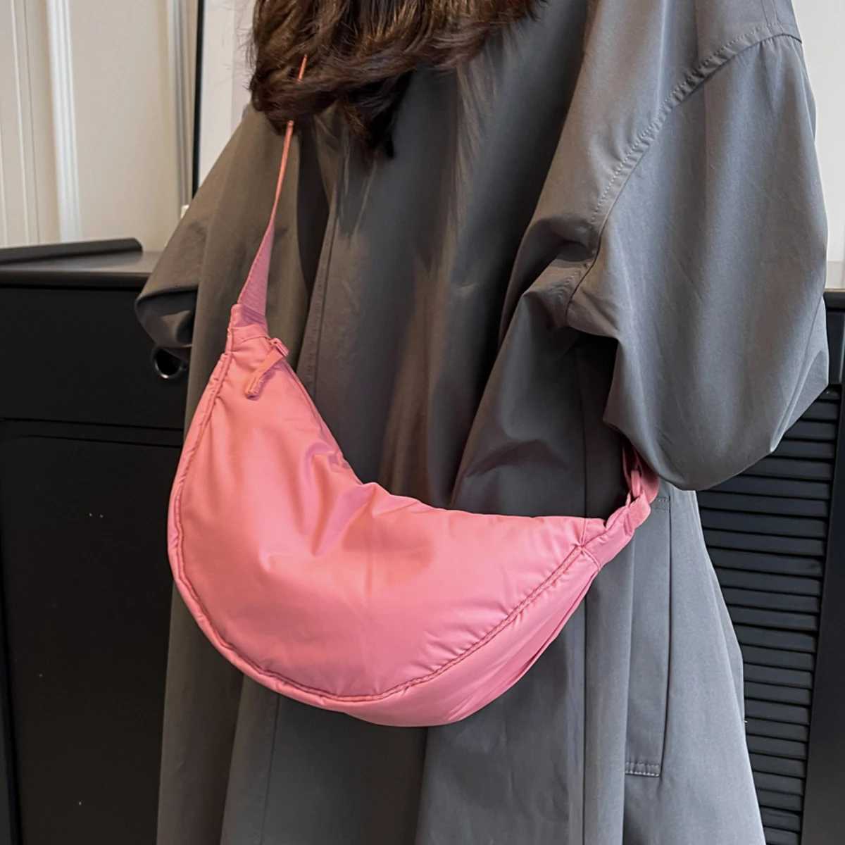 New Simple Waterproof Crossbody Bag for Women Portable Armpit Bag Large Capacity Casual Shoulder Bag Mens Light Travel Canvas Bag Shopping and HikingT