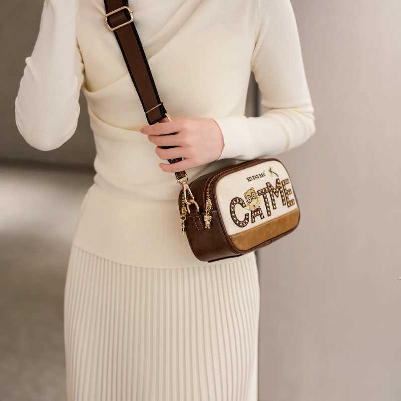 Fashionable Single Shoulder Bag Ladies Rivet Letter Design Double Layer Slanting Bag Small Flap Square Bag with Thick StrapT2511112