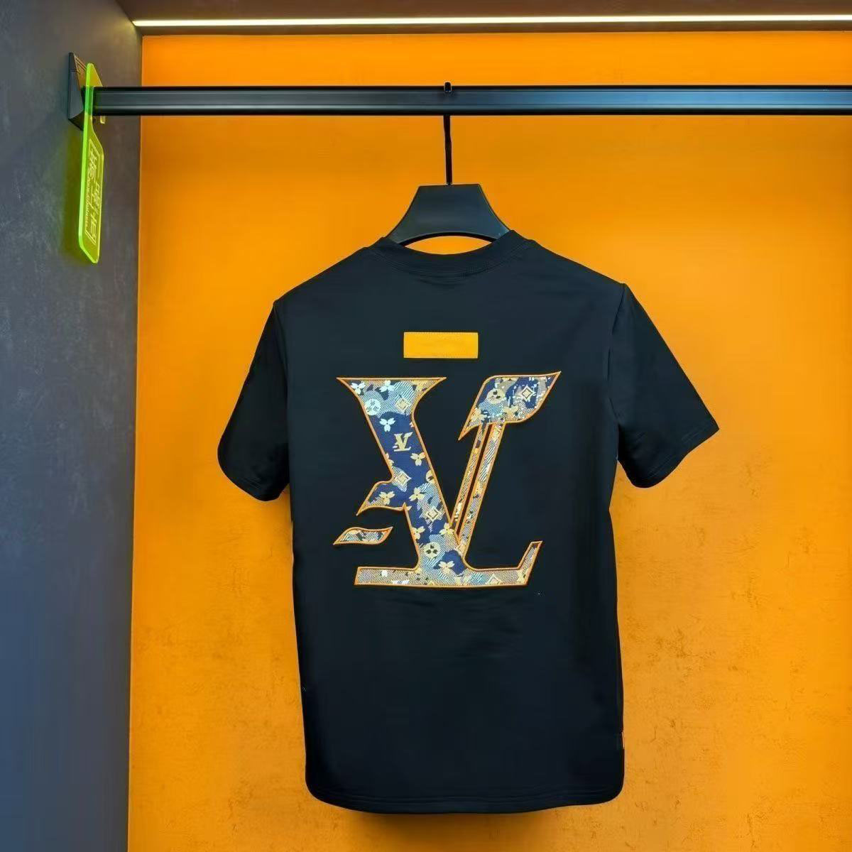 Men's T-Shirts Luxury TShirt Men s Women Designer T Shirts Short Summer Fashion Casual with Brand Letter High Quality Designers t-shirt