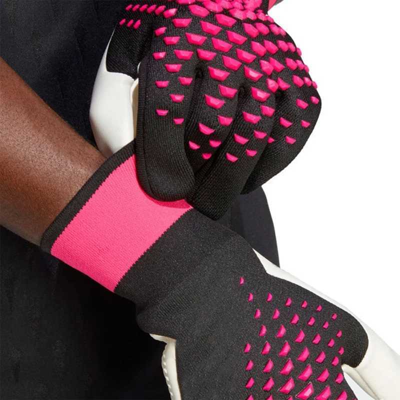 New Predator Football Goalkeeper Gloves Adult Mens and Womens Thick Latex Anti slip and Wear resistant Football Goalkeeper GlovesXJ250412