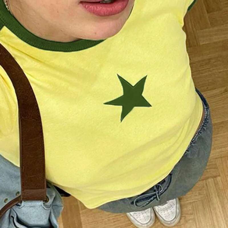 Korean Fashion High Street Girl Star Pattern Print Yellow T-Shirt Summer Women Streetwear Short Sleeve Skinny Crop Top Tees