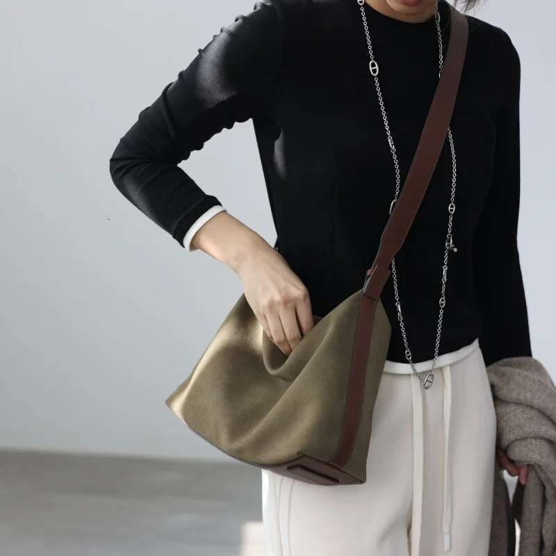 Women's Large Capacity Zipper Crossbody Bags Vintage Handbag Soft Shoulder Bag With Adjustbale Shoudler Strap