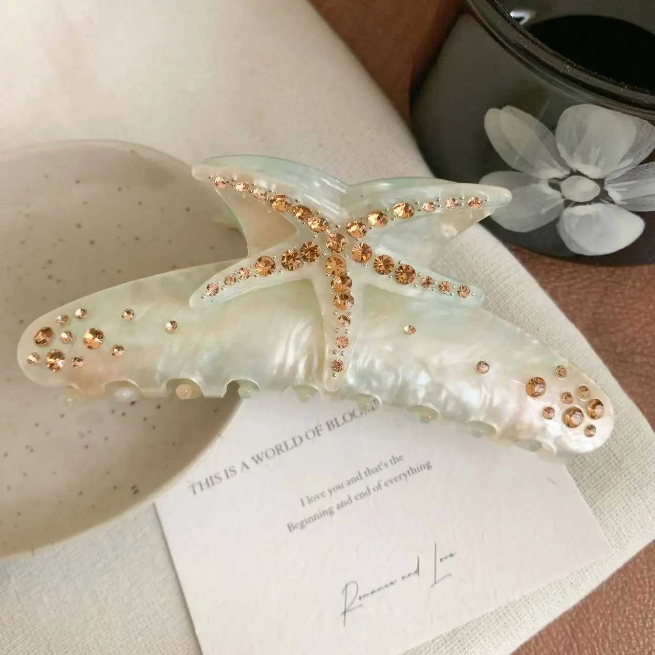 1 piece of multi-color starfish hair clip acrylic hair clip summer beach hair clip with claws used for strong fixation Y2504012