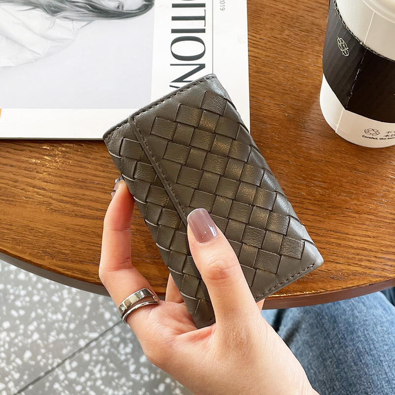 2025 new Genuine leather key case and wallet combination bag sheepskin woven key case compact and portable coin purse