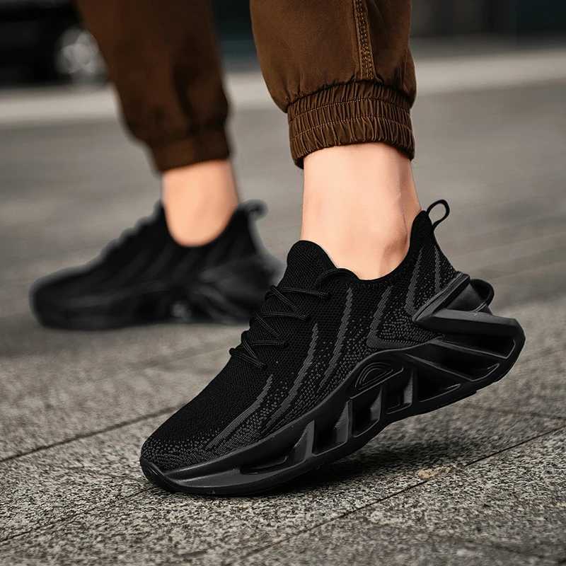 YRZL Mens Running Shoes Lightweight Breathable Mesh Comfortable Athletic Sneakers Non Slip Outdoor Sports Shoes for MenC250411