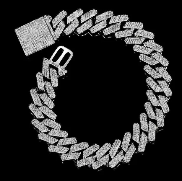 Elegant Women's Cuban Link Chain Bracelet - 14mm Wide, Moissanite VVS Stones for a Stylish Hip Hop Look