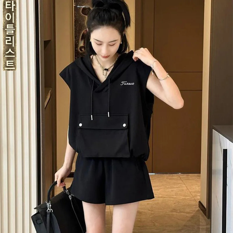Summer Golf Wear Women 2025 Korean Golf Suits Hooded Casual Top Sports Shorts Two Piece Set Women Golf Clothing 250411