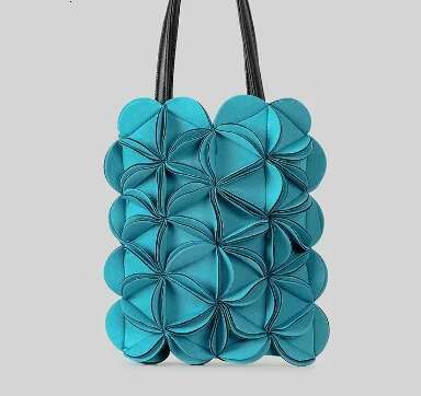 Women Spring New Women's Tote Bag Wer Shaped Handbag Pleated Totes Bags Casual Cross Body Bag Versatile Single Shoulder Bags
