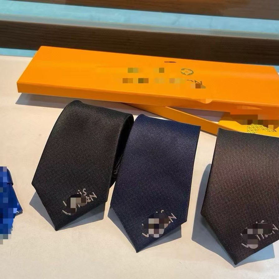 designer luxury louis vouitton men Louisly vuittonly louievuitton tie louis vuittonn neck ties men Silk Tie Mens Formal Business Tie Wedding Gift Office Tie Na XTFU