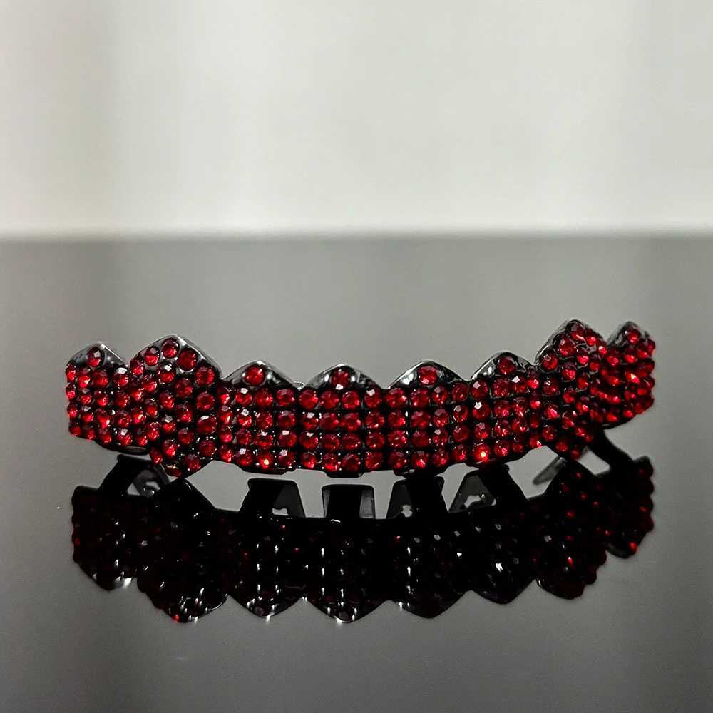 Rachelz DIY Gothic Red Zircon Teeth Grilz Fans Hip Hop Black CZ Stone Teeth Hat W250412