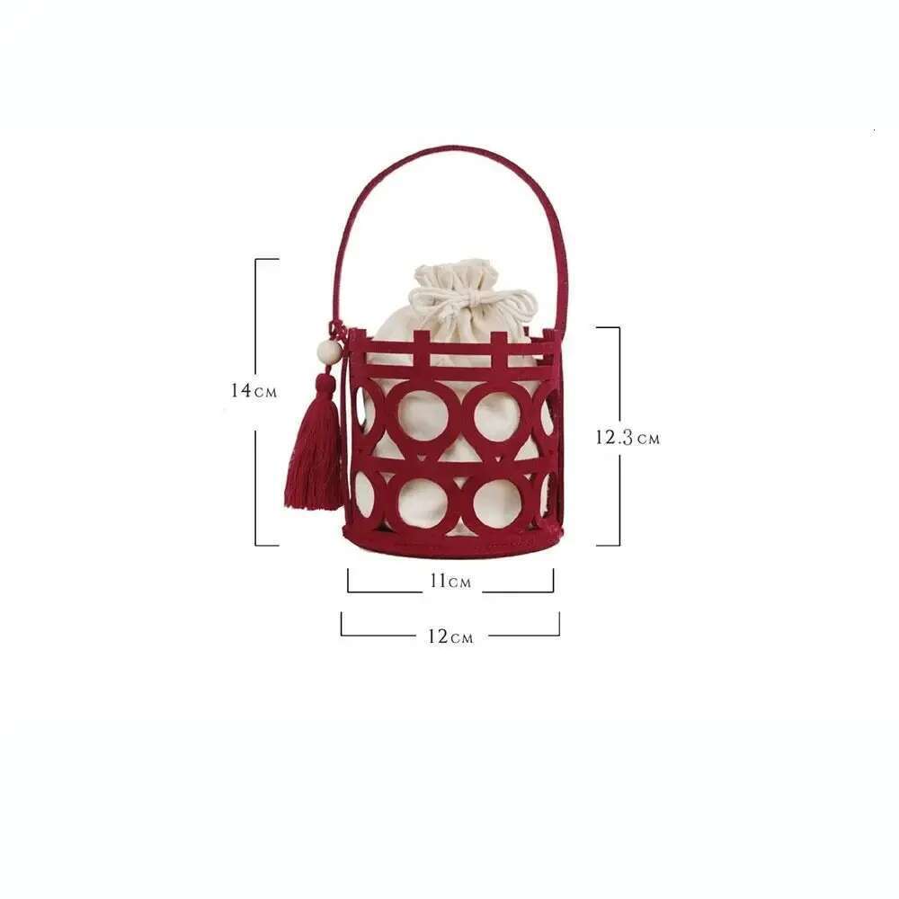 Hollow Portable Wedding Handbag Bride and Groom Organizer Party Supplies Package Candy Wedding-favor Gift Handle Bag