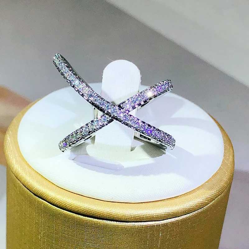925 Silver Fashion X V Letter Ring Full Cubic Zirconia High Quality Womens Elegant Stunning Finger RingXJ250412