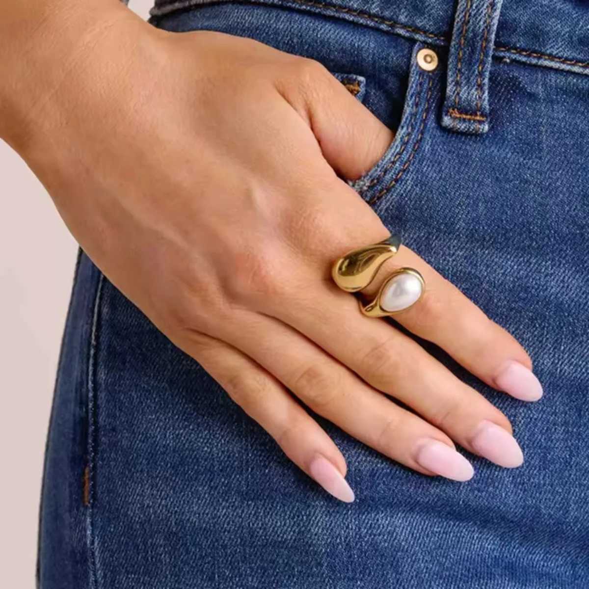 Yori popular stainless steel pearl natural tiger stone finger ring 18K gold galvanized popular sweet jewelry engagementXJ250412