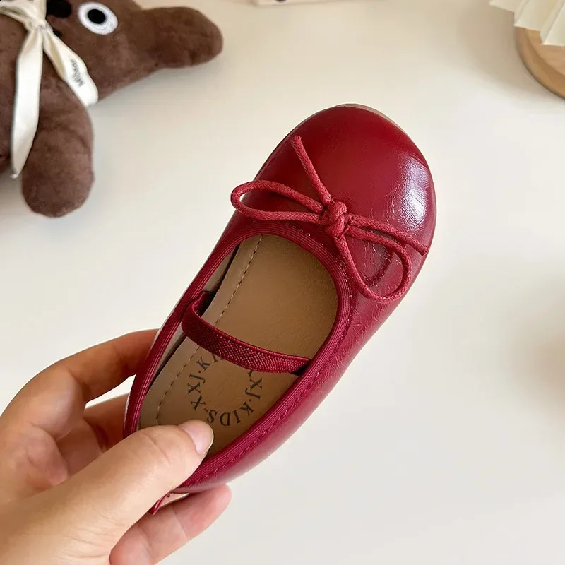 Girls dress shoes childrens elastic band shoes autumn childrens patent leather apartment Mary Jans princess shoes 23 250411