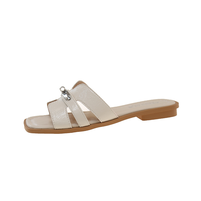 Designer slippers Flat bottomed sandals free Shipping One word dragging Wearing slippers outside Leisure beach sandals new