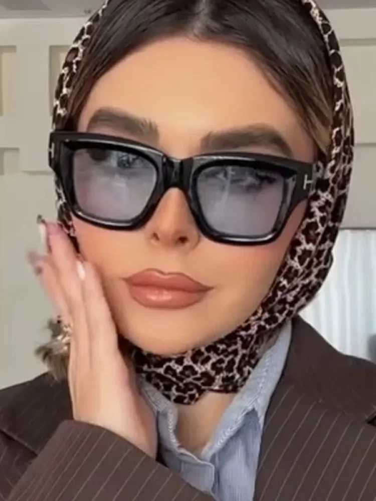 New Square Sunglasses Women Brand T-Shaped Large Frame Sun Glasses Trendy Hip Hop Eyewear Shadow for Female Eyeglasses UV400 Z250411