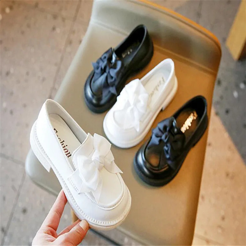 Girl British Style Black Leather Shoes Cute Bow Patent Leather Princess Shoes Childrens Shallow Mouth Dress Shoes 250411