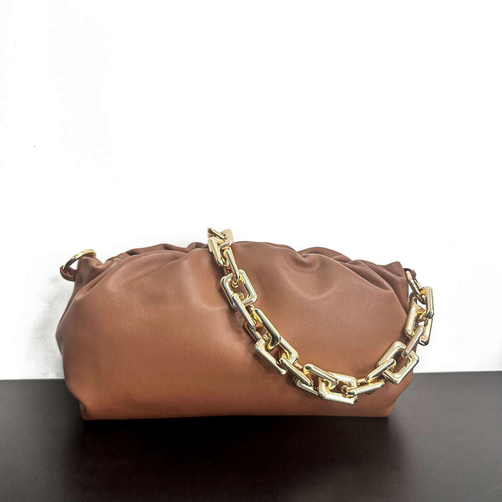 Genuine Cloud Chain 2023 New Dumpling Soft Leather Cow Armpit Bag Trendy Single Shoulder Crossbody