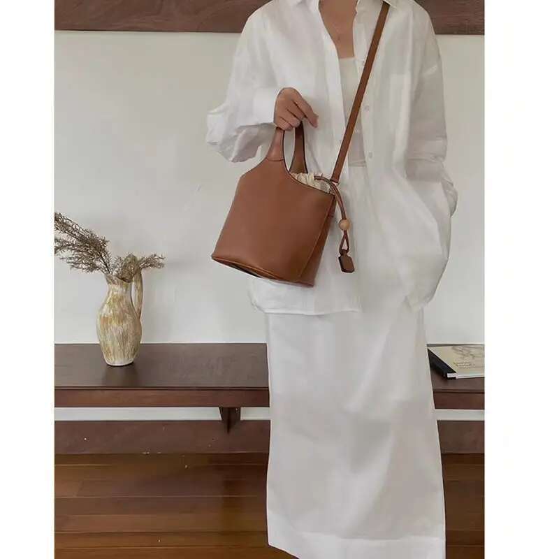 2024 Real Leather Bucket Tote Designer Basket Composite Bag Women Handbags High Quality Commuter Shoulder Crossbody Bag