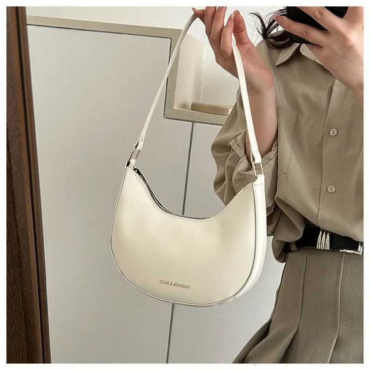 Luxury Design Shoulder Bags for Women Half Moon Hobo Bag Lady Fashion Brand Underarm Bags Cowhide Leather Small Clutch HandbagT2511112
