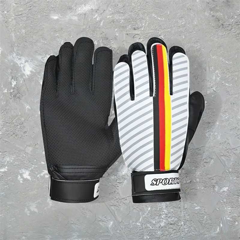Goalkeeper gloves PU leather strong grip football gloves anti slip and wear-resistant football goalkeeper glovesXJ250412