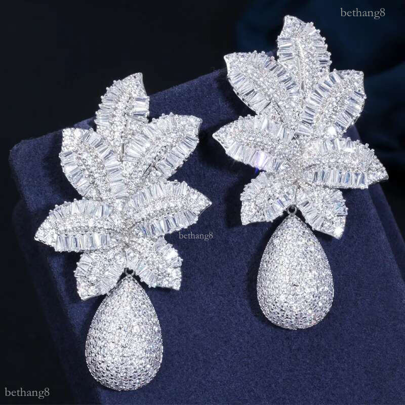 Luxurious Charm Big Pineapple Earring Designer for Woman Wedding AAA Cubic Zirconia Diamond 925 Sterling Silver Post 18k Gold Earrings Jewelry Anniver