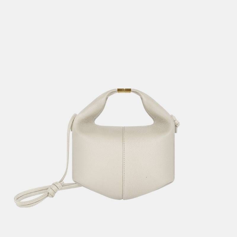New Trend Of Niche Leisure And Hundred Lunch High Quality Large Capacity Ladies Commuting Fashion Shoulder Crossbody Armpit Bag