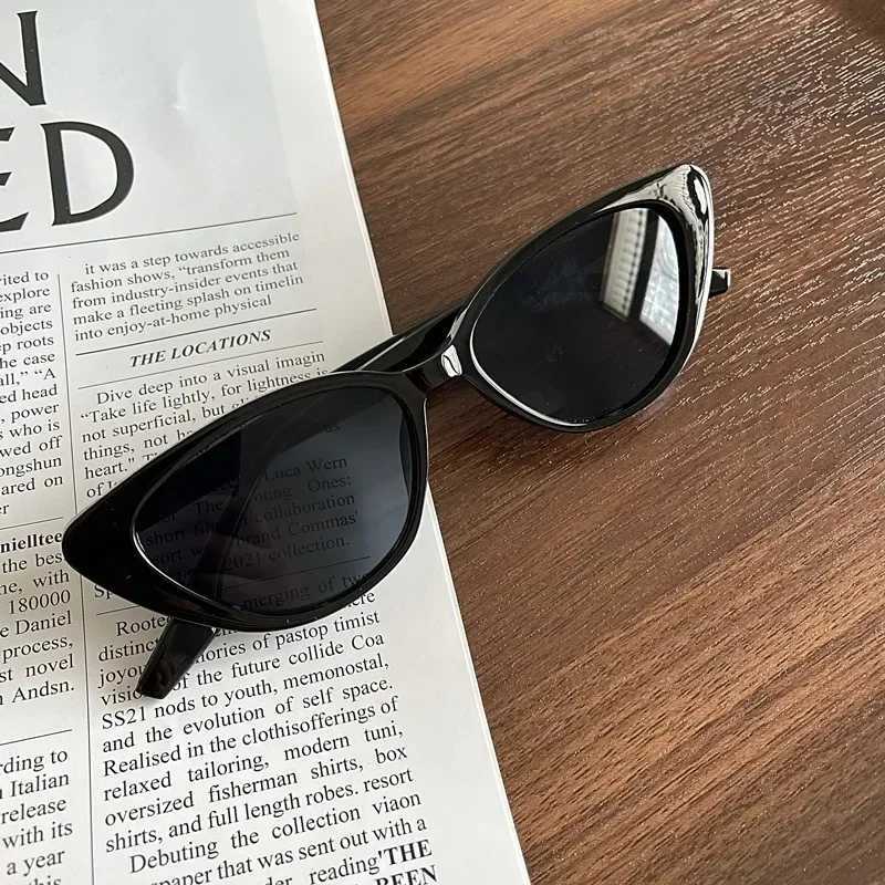2024 Vintage Cat Eye Women Sunglasses Vintage Small Frame Sun Glasses for Men Luxury Brand Design Outdoor Eyewear UV400 Z250411