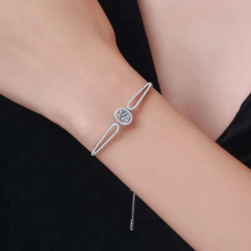 PYQ 1ct Exquisite Simple Halo Charm Bracelet 925 Sterling Silver Round Circle D Color VVS Clarity Moissanite Chain Bracelet