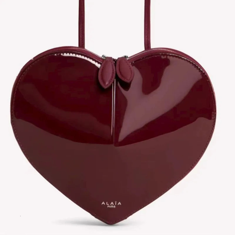 ala fashion versatile love shoulder bag messenger bag small peach heart cute womens bag personality trendy 251105