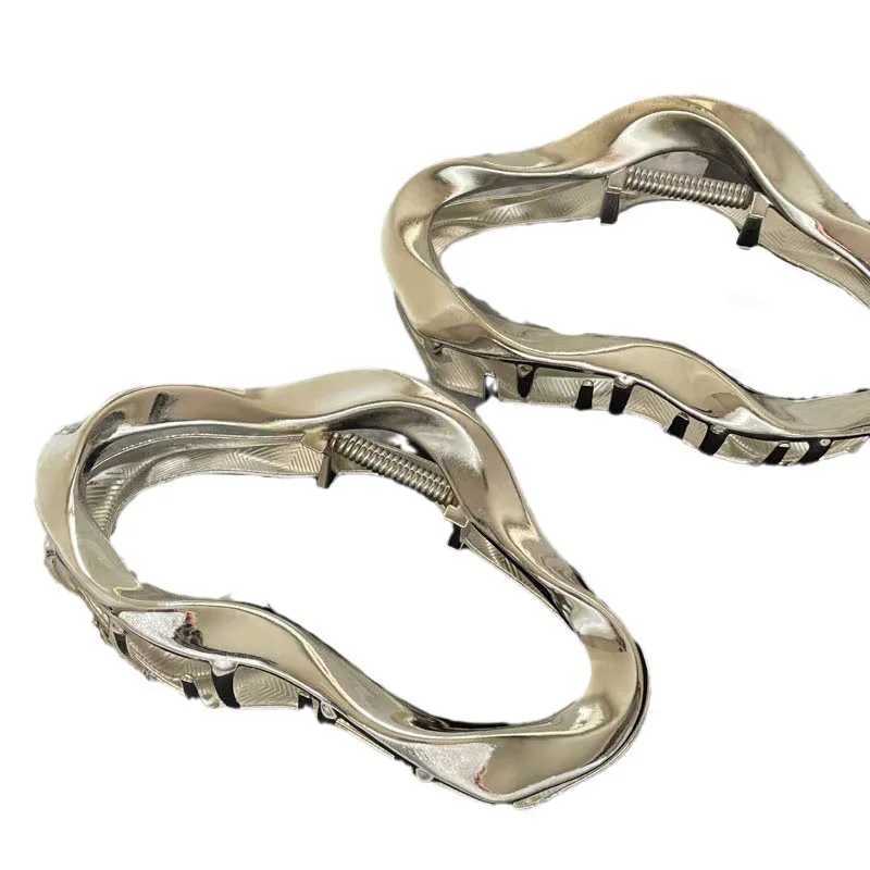 1 high-end metal white cloud shark head accessory with hair clip feminine style disc-shaped hair grab clip Y2504012