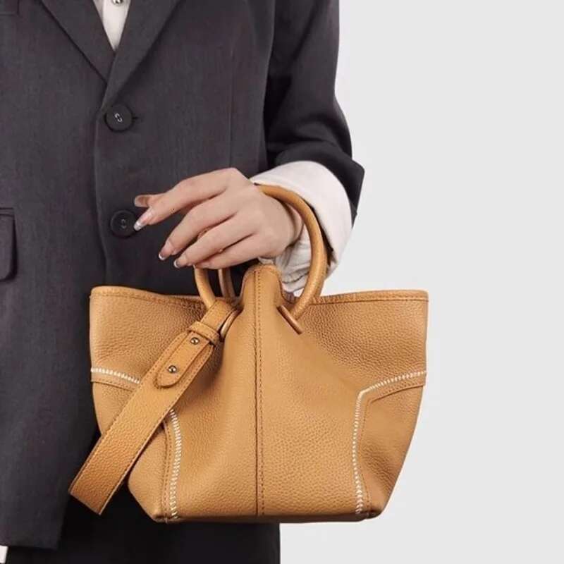 High Quality Niche Basket Ladies 2025 New Commuter Hand Bill Shoulder Crossbody Bag Small Tote Bags For Women Handbags