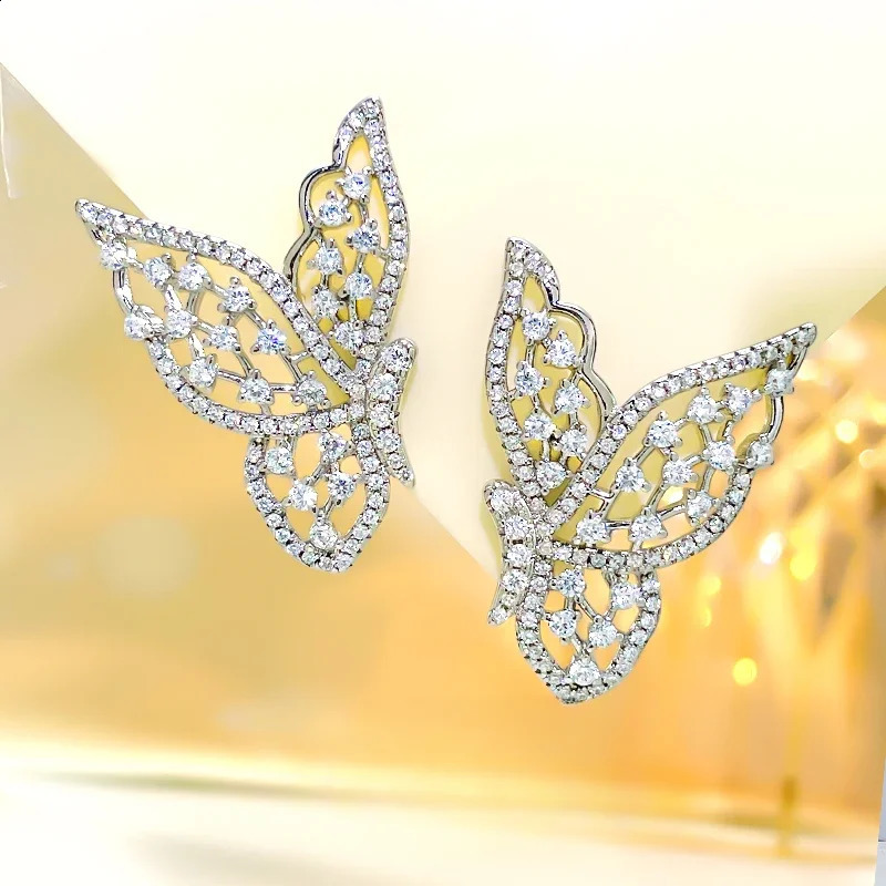 Desire Fashion Light Sweet Butterfly Wings Pure Silver Early Studies with High Carbon Diamonds Womens Unique 250409