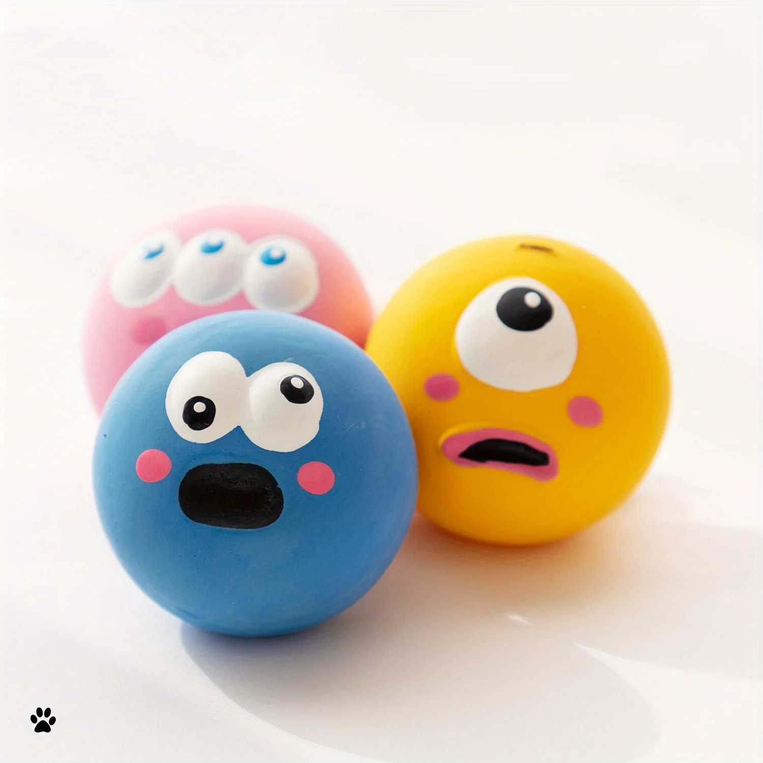 1 piece cute big eyed design dog sound toys durable latex chewing interactive training with squeaking dog toy balls Z250412