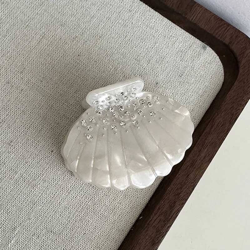 Rhinestone white shell series acetic acid grab clamp niche design grab star shaped grab rear clamp hair accessories Y2504012