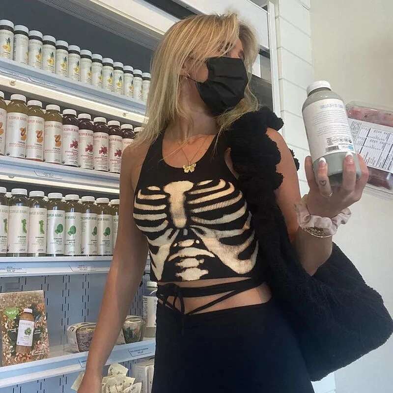 Summer Tops Women Punk Vintage Cosmic Skeleton Printing Tank Black Goth Clothes Haruku O-Neck Short Sleeve Crop Top T Shirt