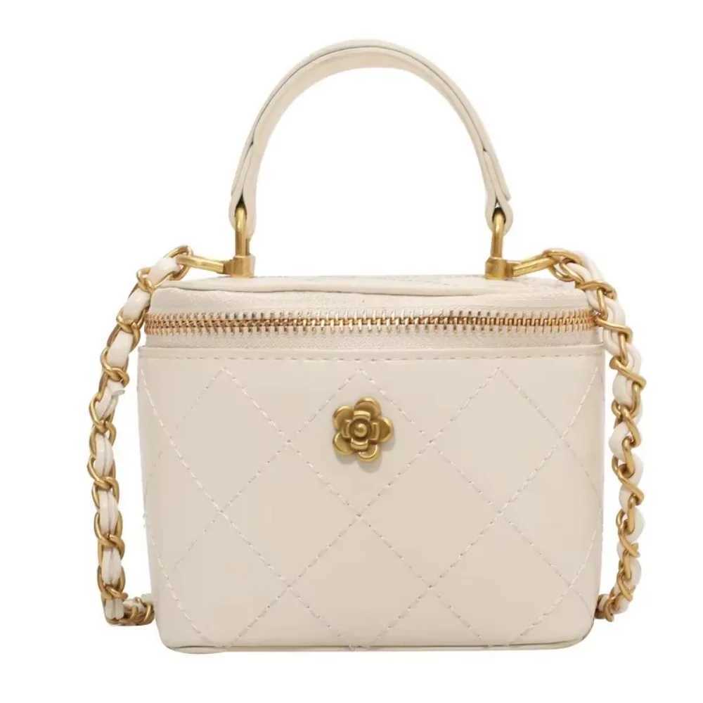 Luxury Mini Ten Font Womens Bag 2024 Lingge Chain Shoulder Bag Fi Brand Luggage Lipstick Coin Wallet and HandbagXJ250412