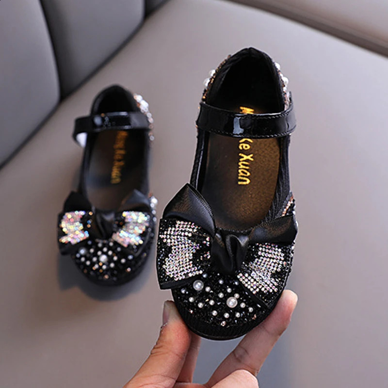 Girls Bow Princess Shoes Childrens Fashion Rhinestone Leather Childrens Shoes Baby Shoes Girls Performance Shoes Party Dancing Shoes 250411