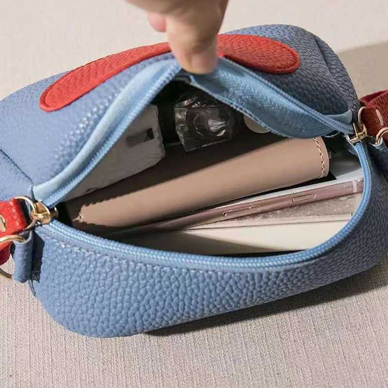 Neutral style bags are suitable for daily commuting They are simple and fashionable with single-shoulder or crossbody designsT2511112