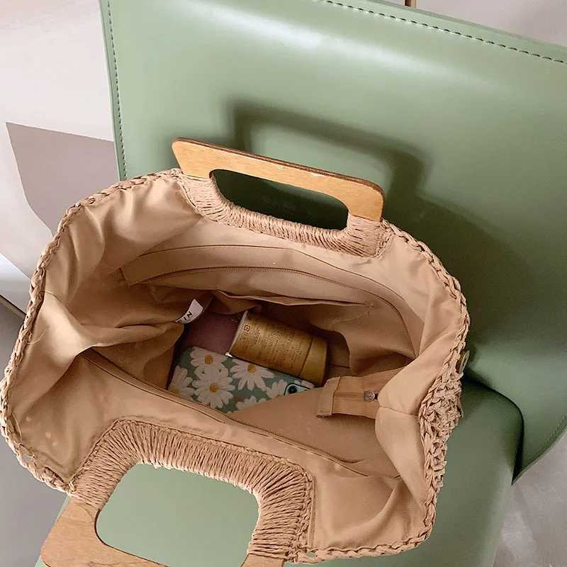 Summer woven Str handbag womens wooden handbag large capacity travel beach bag Fi style handbag hollow handbag BolsaXJ250412