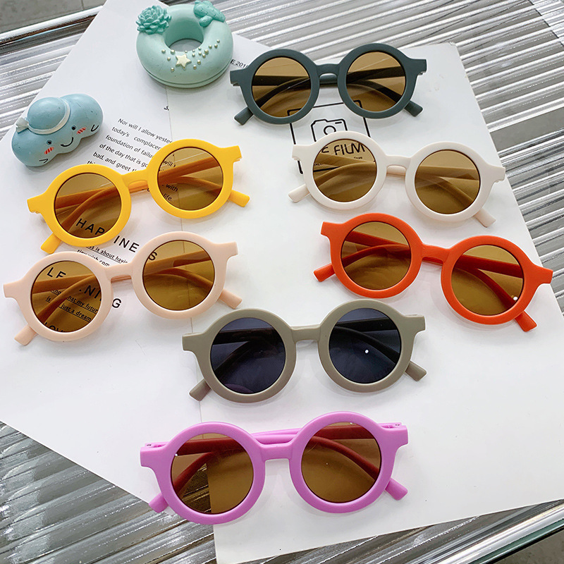 New round rainbow style children's decorative sunglasses baby one year old posing glasses versatile 1-8