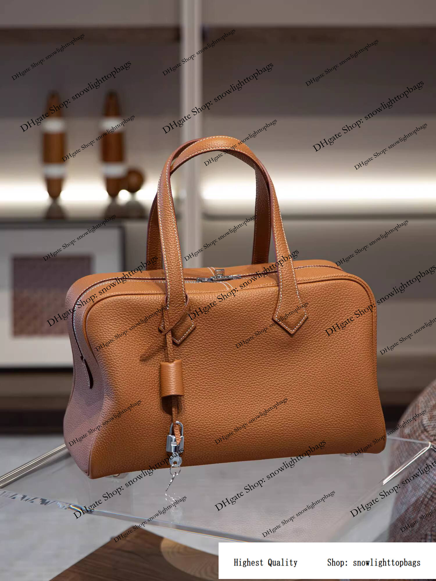 luxury designer bag 2024 New Women's Bag Leather Victoria 35 Large Capacity Bowling Bag Versatile Commuter Bag