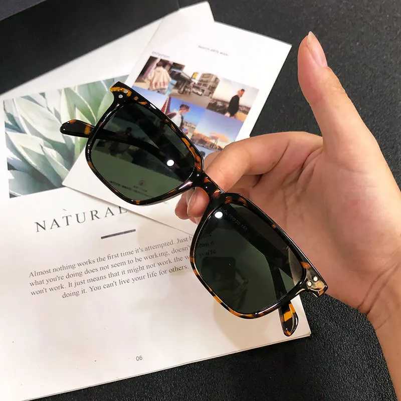 Vintage Square Sunglasses Women Men Luxury Brand Small Round Sun Glasses Female Small Eyewear Oculos De Sol for Male Female Z250411