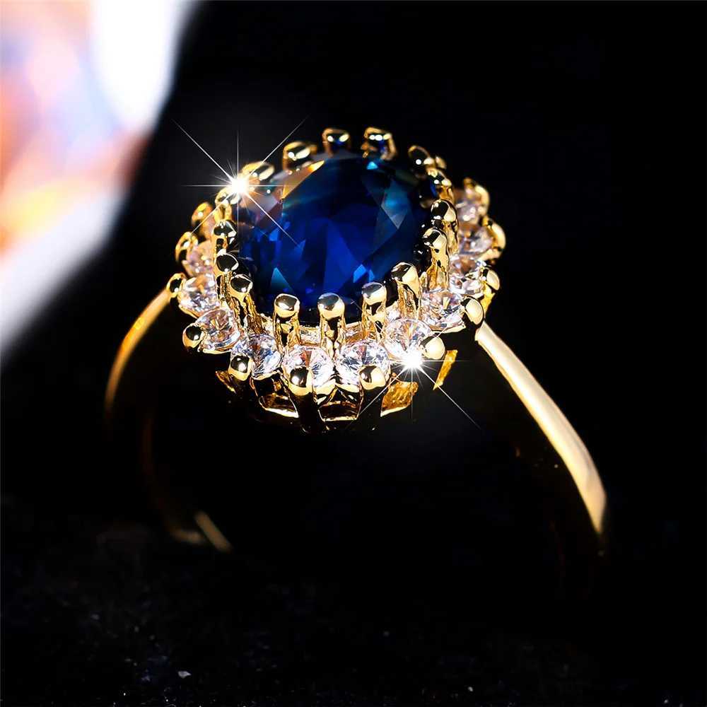 Luxury Womens Crystal Blue Oval Zircon Engagement Ring Vintage Gold Colorful Womens Wedding JewelryXJ250412